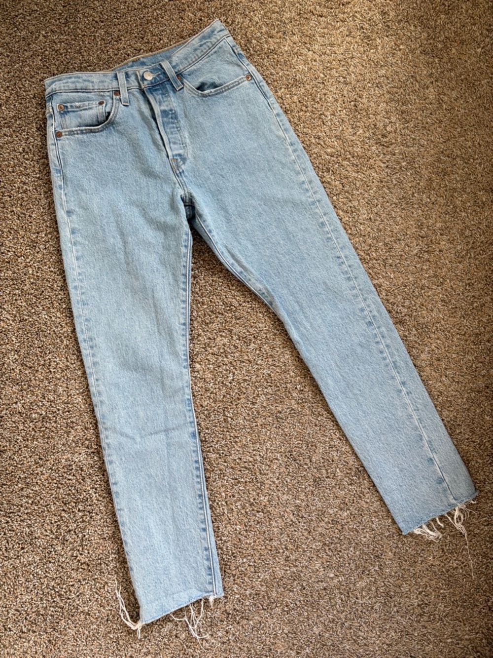 Levi's Light Wash High-Rise Straight Leg Jeans • Size 27 - Picture 3 of 5